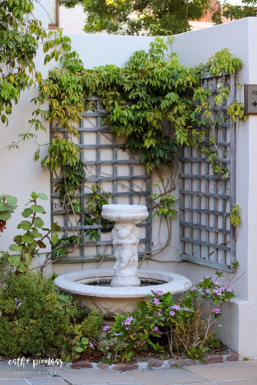 A Tuscan Villa Guest House Fish Hoek Exterior foto