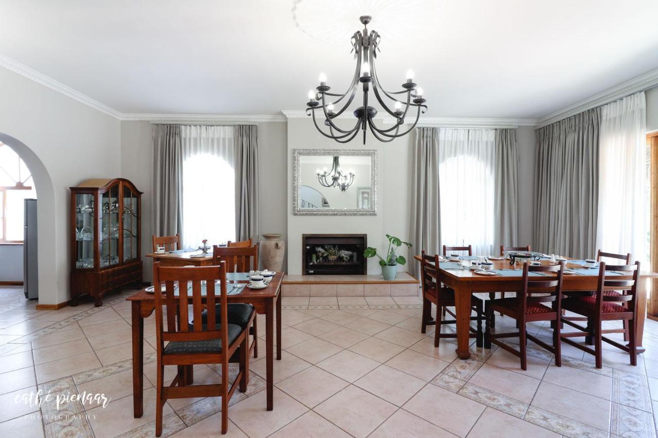 A Tuscan Villa Guest House Fish Hoek Exterior foto