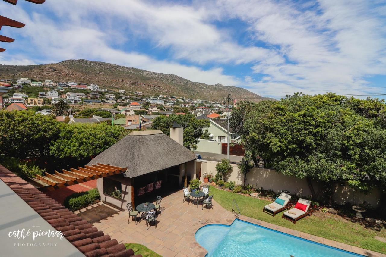 A Tuscan Villa Guest House Fish Hoek Exterior foto