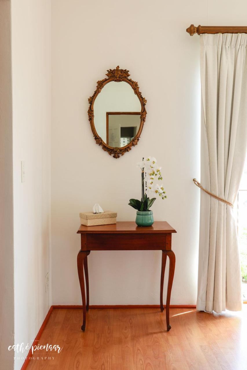 A Tuscan Villa Guest House Fish Hoek Exterior foto