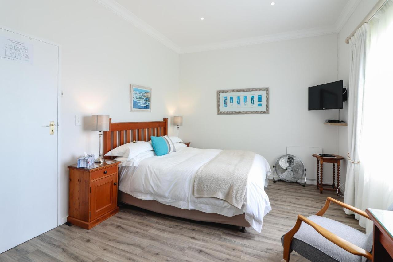 A Tuscan Villa Guest House Fish Hoek Exterior foto